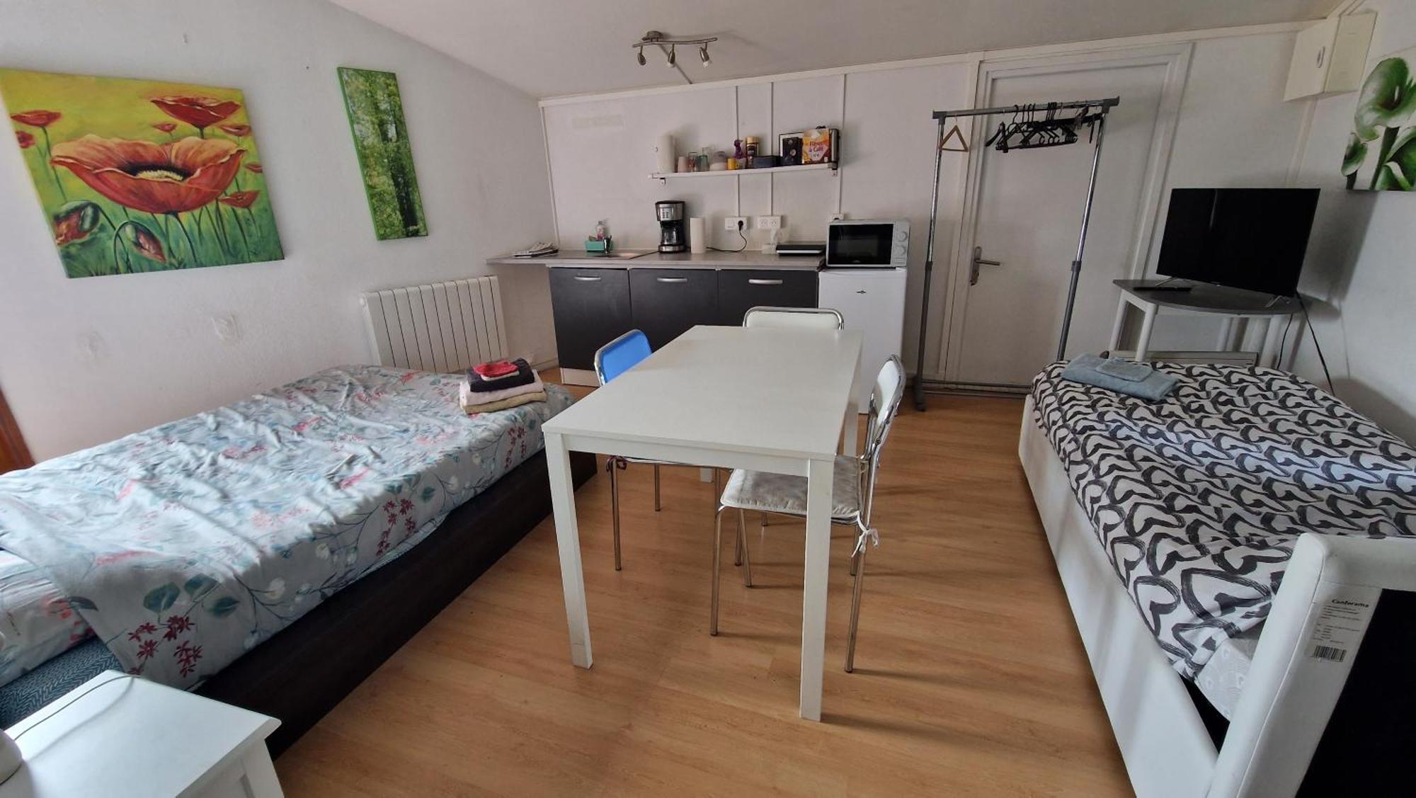 Studio, Chambres, Appartement, Gite Vendegies-sur-Ecaillon Luaran gambar